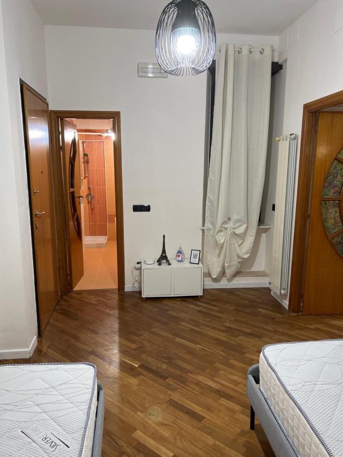 Casa Montesanto 21 Apartment Napoli Bagian luar foto