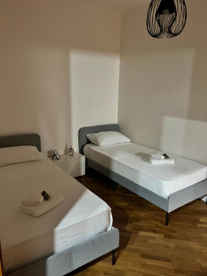 Casa Montesanto 21 Apartment Napoli Bagian luar foto