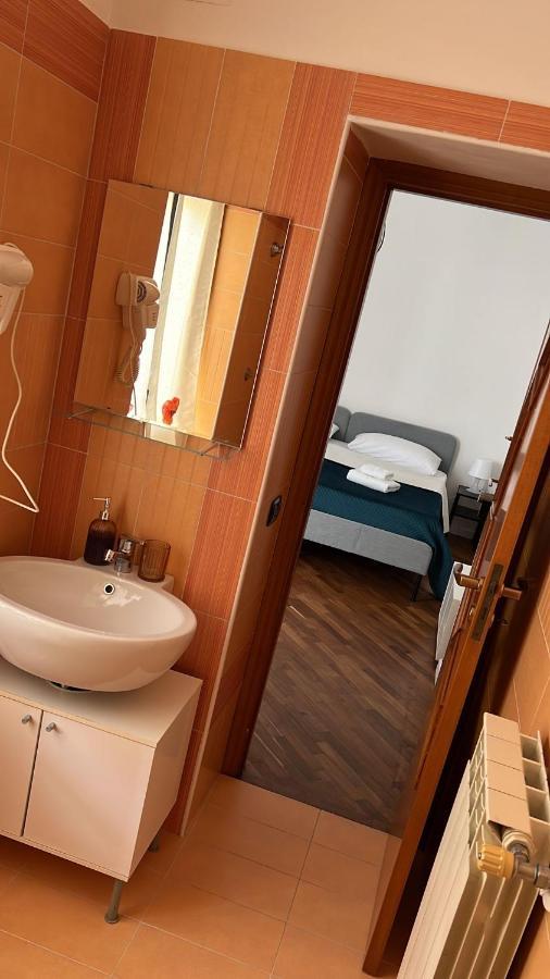 Casa Montesanto 21 Apartment Napoli Bagian luar foto